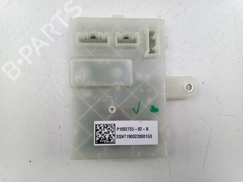 Module électronique TESLA MODEL 3 (5YJ3) EV AWD (351 hp) 23143880