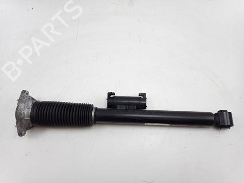 Used Right rear shock absorber LAND ROVER RANGE ROVER SPORT III (L461) P460e PHEV AWD (460 hp) 22513993