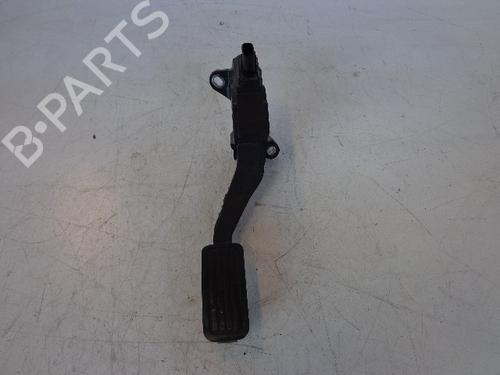 Used Pedal TOYOTA YARIS (_P9_) 1.4 D-4D (NLP90_, NLP90R) (90 hp) 22467119