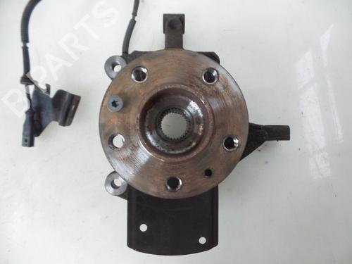 Used Left front steering knuckle OPEL VIVARO B Van (X82) 1.6 CDTI (05) (90 hp) 22485531