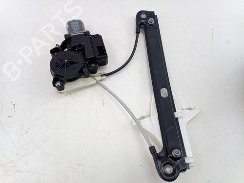 Rudehejsemekanisme Højre bagtil VW POLO V (6R1, 6C1) 1.0 TSI (95 hp) 28440259
