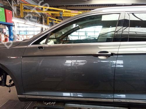 Used Left front door VW PASSAT B8 Variant (3G5, CB5) 2.0 TDI (150 hp) 29545930
