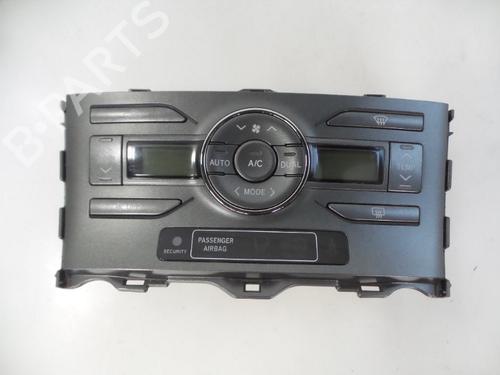 Commande Chauffage TOYOTA AURIS (_E15_) 2.0 D-4D (ADE150_, ADE150R) (126 hp) 22482986