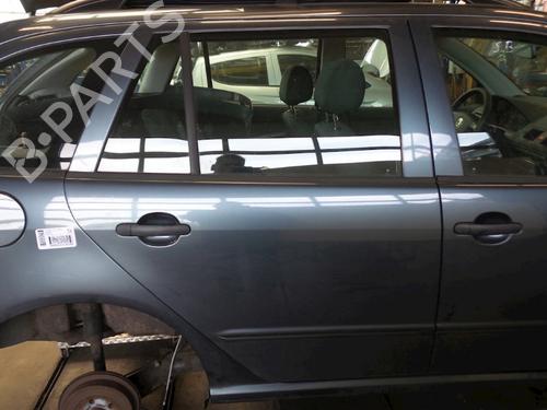 Used Right rear door SKODA FABIA I Combi (6Y5) 1.4 16V (75 hp) 22488989