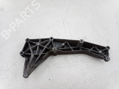 Supporto AUDI A4 B8 Avant (8K5) 2.0 TDI (143 hp) 32628367