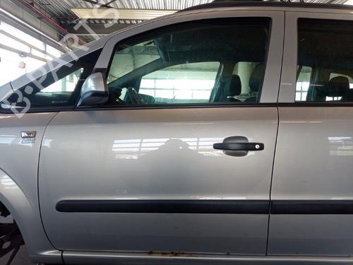 Used Left front door OPEL ZAFIRA / ZAFIRA FAMILY B (A05) 1.9 CDTI (M75) (100 hp) 22492691