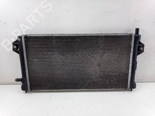 Radiateur à eau Radiateur à eau MITSUBISHI OUTLANDER III (GG_W, GF_W, ZJ, ZL, ZK) 2.0 Hybrid 4WD (GG2W) (200 hp) 39450005 39450005