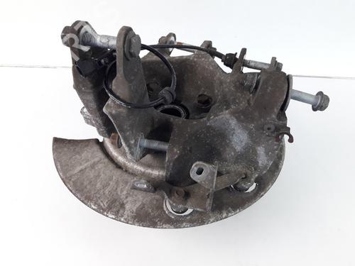 Used Right rear steering knuckle Right rear steering knuckle 22505610 22505610