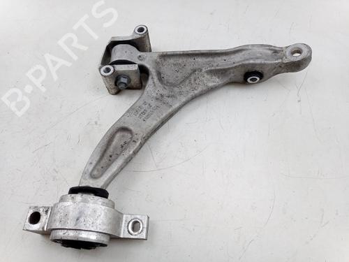 Used Right front suspension arm VOLVO V60 II (225) T8 Plug-in Hybrid AWD (390 hp) 30131971