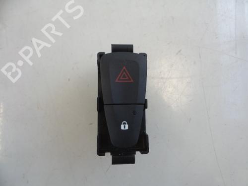 Used Warning switch RENAULT MEGANE III Hatchback (BZ0/1_, B3_) 1.5 dCi (BZ09, BZ0D, BZ1W, BZ29, BZ14) (110 hp) 22482835