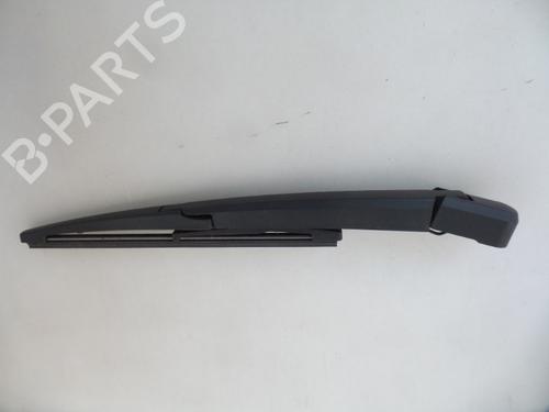 Used Rear windshield wiper arm OPEL ASTRA K Sports Tourer (B16) 1.6 CDTi (35) (110 hp) 22484120