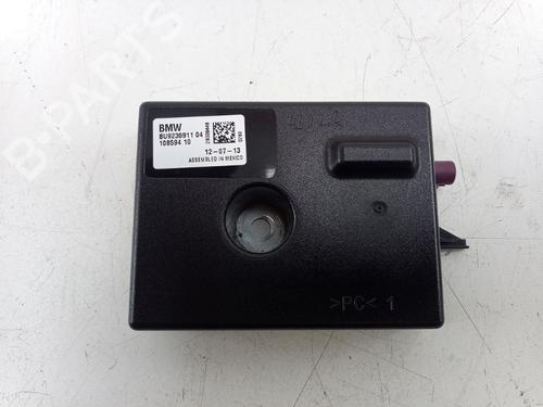 antennabase-bmw-5-touring-f11-2009-2010-2011-2012-2013-2014-2015-2016-2017-26601903 main image