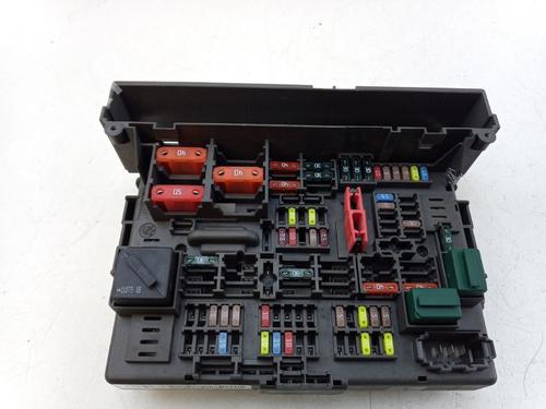 Caixa de fusíveis Caixa de fusíveis BMW X1 (E84) sDrive 18 d (136 hp) 33851561 33851561