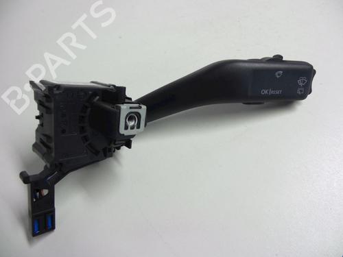 Used Steering column stalk VW GOLF V (1K1) 1.9 TDI (105 hp) 22456449