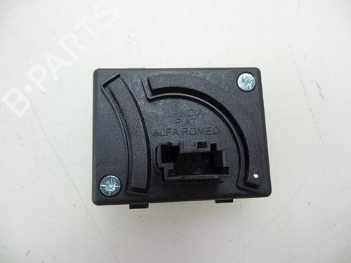 Elektronisk sensor IVECO DAILY VI Van 33S14, 35S14, 35C14, 42S14 | BP22490937M84