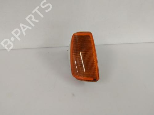 Used Right front indicator VW POLO Coupe (86C, 80) 1.3 Cat (55 hp) 22451023