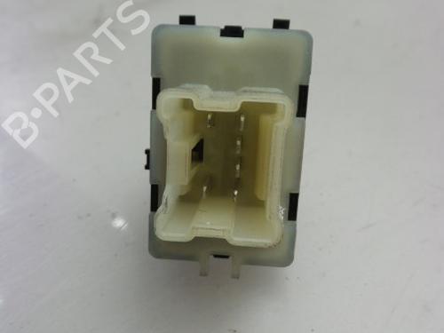 Switch RENAULT TWINGO III (BCM_, BCA_) 1.0 SCe 70 | BP22484092I30 