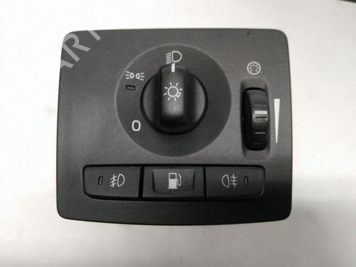 Hovedlysbryter VOLVO V50 (545) 2.0 D (136 hp) 22460615