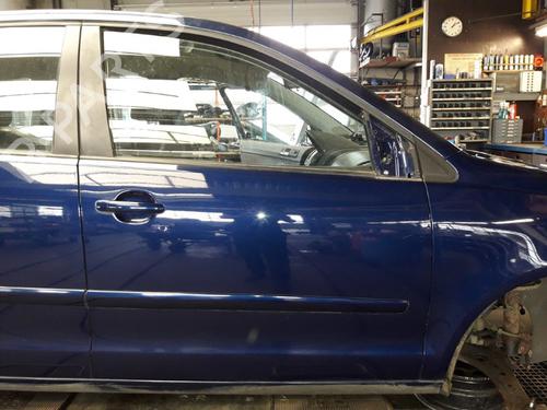 Used Right front door VW POLO IV (9N_, 9A_) 1.4 16V (80 hp) 22512447