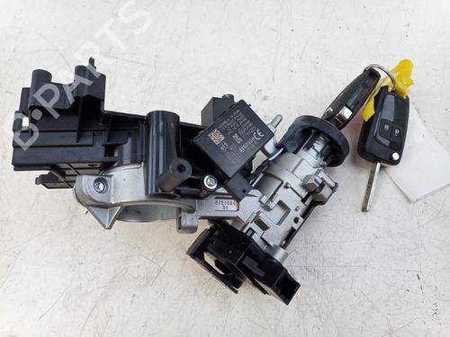 Used Other Other OPEL CORSA E (X15) 1.4 (08, 68) (90 hp) 35822480 35822480