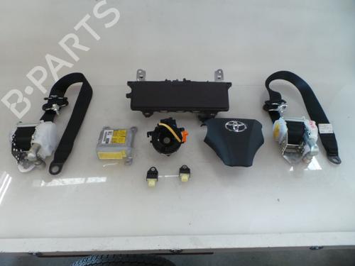 Annen TOYOTA IQ (_J1_) 1.0 (KGJ10_, KGJ10R) (68 hp) 22480809