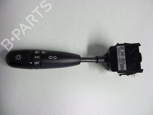 Used Steering column stalk CHEVROLET MATIZ (M200, M250) 0.8 (52 hp) 22454711