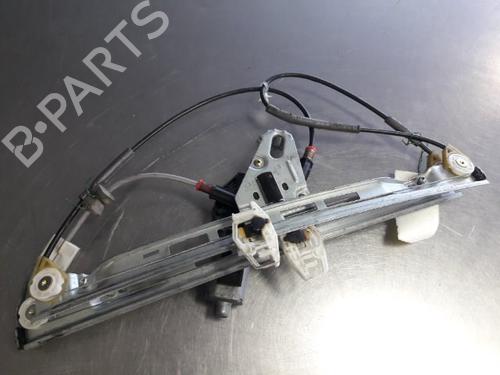 Rudehejsemekanisme Højre foran PEUGEOT 206 SW (2E/K) 1.4 (75 hp) 22454339