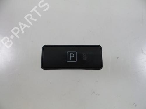 Used Switch TOYOTA PRIUS Liftback (_W2_) 1.5 Hybrid (NHW20_, NHW20R) (112 hp) 22474484
