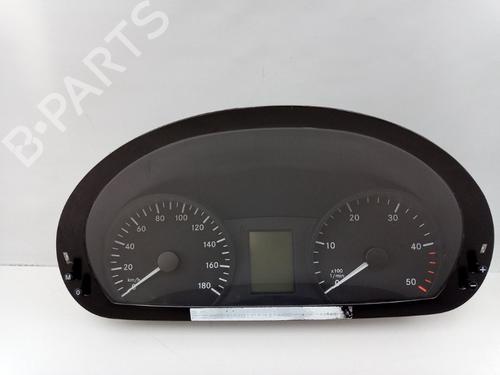 Used Display monitor MERCEDES-BENZ SPRINTER 3,5-t Van (B906) 315 CDI (906.631, 906.633, 906.635, 906.637) (150 hp) 22493766