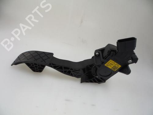 Used Pedal VW POLO V (6R1, 6C1) 1.2 TSI (110 hp) 22478237