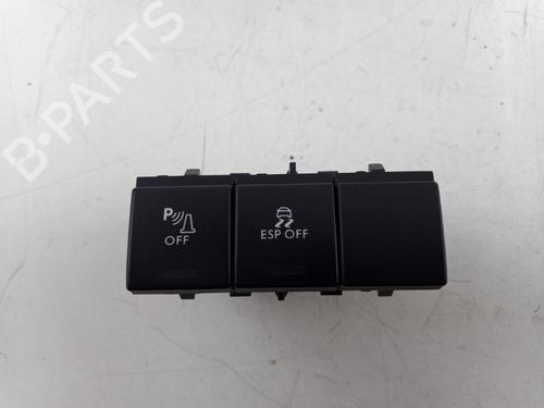 Used Switch PEUGEOT 3008 I MPV (0U_) 2.0 HDi 150 / BlueHDi 150 (150 hp) 22494375