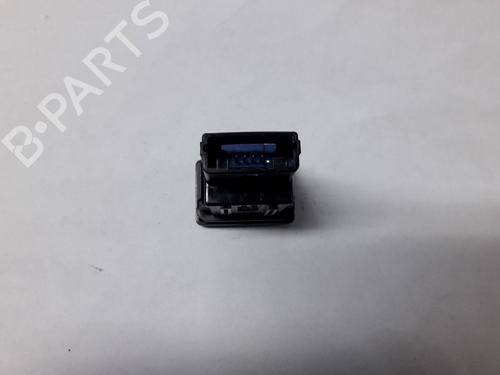 Switch TOYOTA YARIS (_P13_) 1.5 Hybrid (NHP130_, NHP130) | BP22509058I30 
