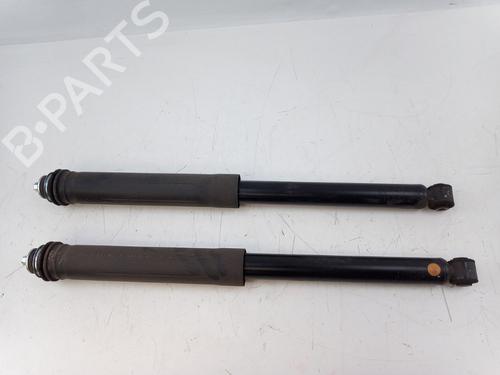 Used Right front shock absorber TOYOTA YARIS (_P13_) 1.5 Hybrid (NHP130_) (101 hp) 22493603