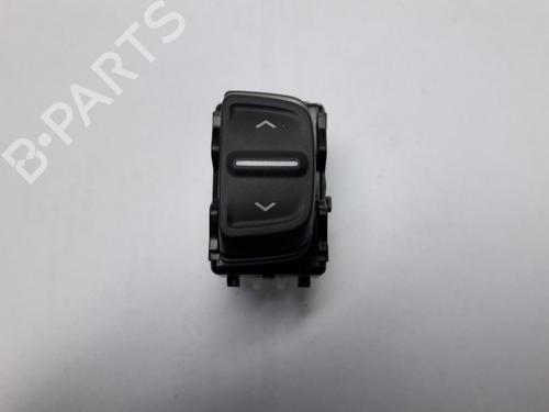 Used Switch DACIA SANDERO II TCe 90 (B8M1, B8MA, B8AC) (90 hp) 22481994