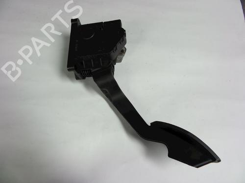 Used Pedal FIAT GRANDE PUNTO (199_) 1.4 (199AXB11, 199AXB1A, 199BXB1A, 199AXL1A) (77 hp) 22468304