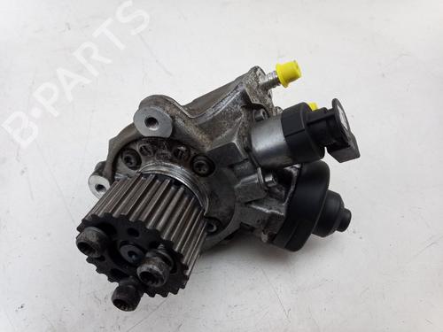 Used Injection pump AUDI A4 B8 Avant (8K5) 2.0 TDI (143 hp) 31137975