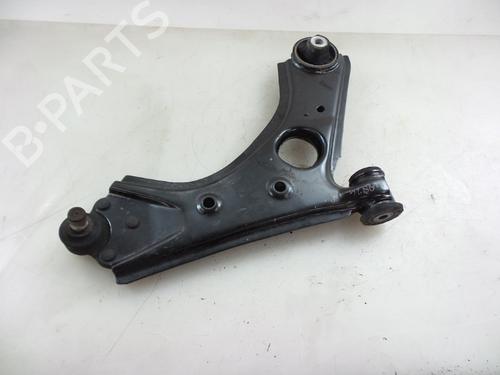 Used Right front suspension arm OPEL COMBO Box Body/MPV (X12) 1.3 CDTI (B05) (95 hp) 22488800