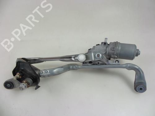 Used Front wipers mechanism TOYOTA YARIS (_P13_) 1.5 Hybrid (NHP130_, NHP130) (101 hp) 22481235