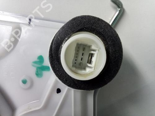 Front left lock TOYOTA COROLLA Estate (_E21_) 1.8 Hybrid (ZWE211W) | BP22502084C98