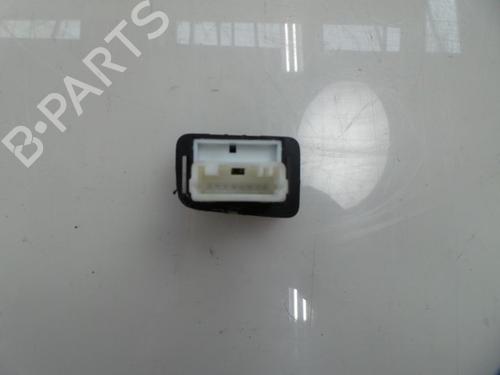 Switch TOYOTA AURIS Estate (_E18_) 1.8 Hybrid (ZWE186_, ZWE186R, ZWE186H) | BP22480518I30 