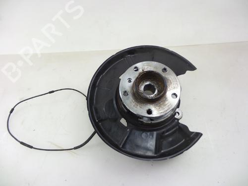Used Left rear steering knuckle BMW 1 (F20) 118 i (136 hp) 22487283