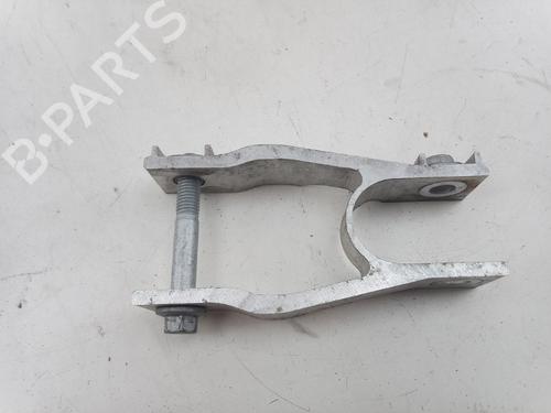 Used Engine mount VOLVO V60 II (225) B3 Mild-Hybrid (177 hp) 25979314