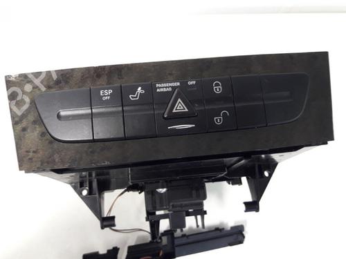 Switch MERCEDES-BENZ E-CLASS (W211) E 240 (211.061) | BP22497830I30