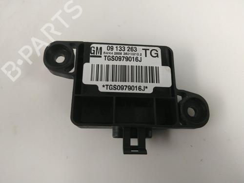 Used Electronic module OPEL ZAFIRA A MPV (T98) 2.0 DTI 16V (F75) (101 hp) 30811171