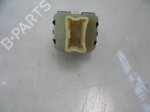 Switch RENAULT CLIO IV Grandtour (KH_) 1.5 dCi 90 (KHN3, KHN4) | BP22483355I30