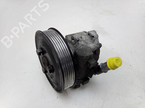 Used Steering pump Steering pump BMW X1 (E84) sDrive 18 d (136 hp) 33740605 33740605
