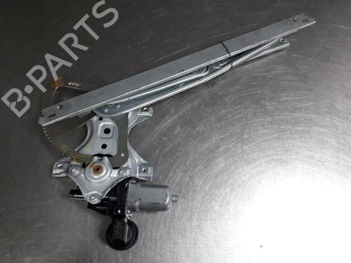 Used Front right window mechanism TOYOTA YARIS (_P13_) 1.3 (NSP130_, NSP130) (99 hp) 22473551