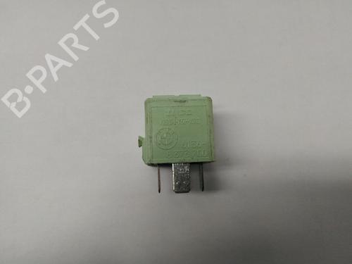 Used Electronic sensor BMW 5 (E60) 523 i (177 hp) 22513038