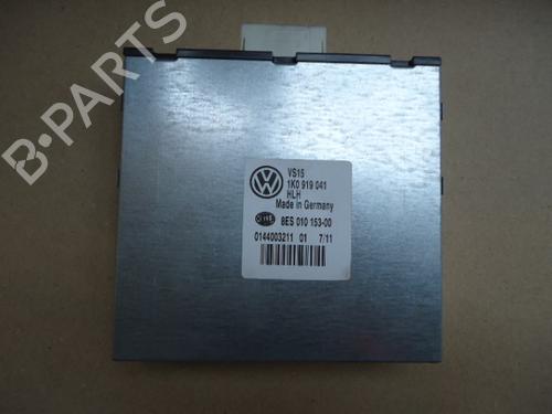 Used Electronic module VW GOLF VI (5K1) 1.6 TDI (105 hp) 22471828