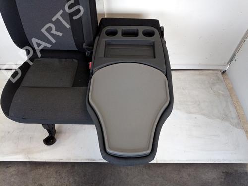 Right front seat RENAULT MASTER III Van (FV) 2.3 dCi 130 FWD (FV0M, FV0Y, FV0J, FV02, FV03) | BP32350297C16 